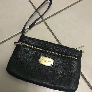 Michael Kors Women’s hand wallet